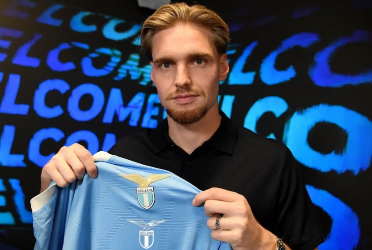 九游游戏平台-官方：阿贾克斯中场泰勒加盟拉齐奥，据悉转会费1700万欧元